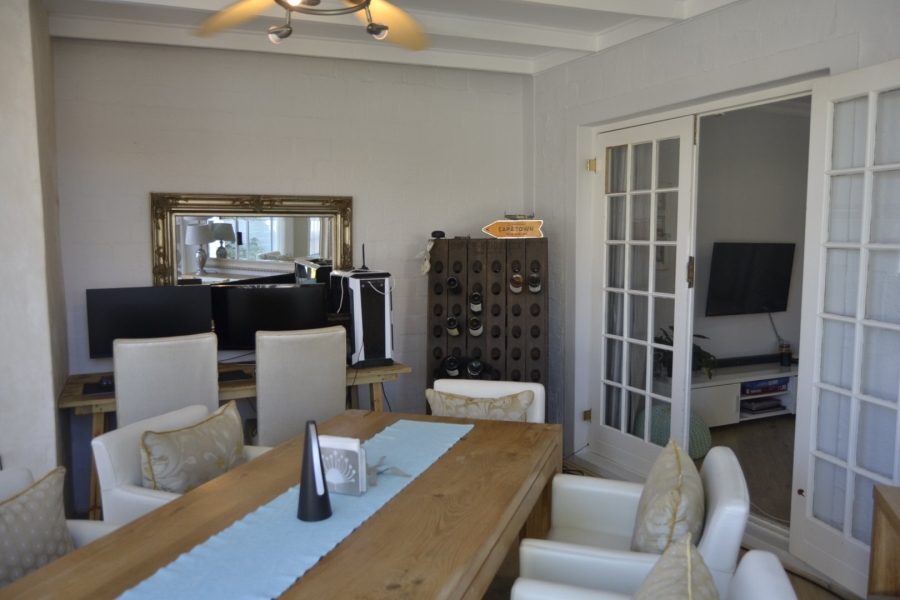 3 Bedroom Property for Sale in Heritage Park Western Cape